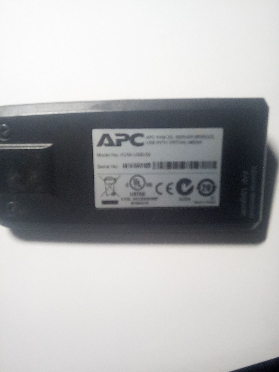 Серверний модуль APC KVM-USBVM

 

APC KVM 2G, серверний модуль, USB з