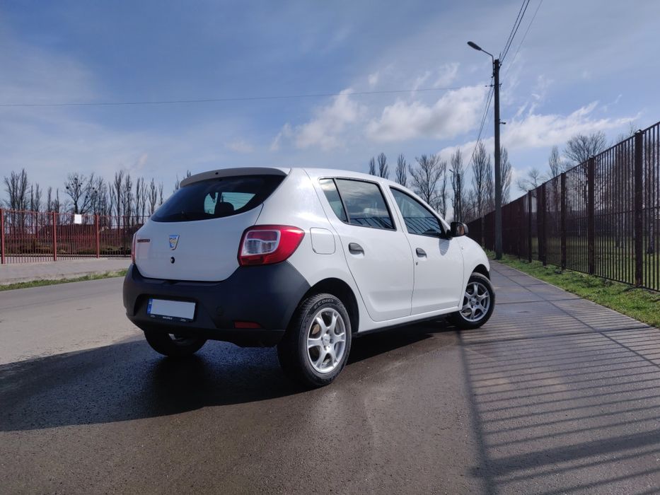 Dacia Sandero 2013 • 1.2 бензин