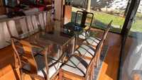 Mesa de jantar em vidro e pés em mogno + 8 cadeiras em mogno