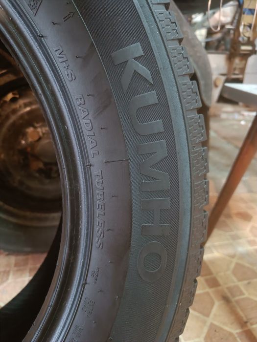 Резина Kumho WinterCraft WS51 ICE SUV 235 60 18