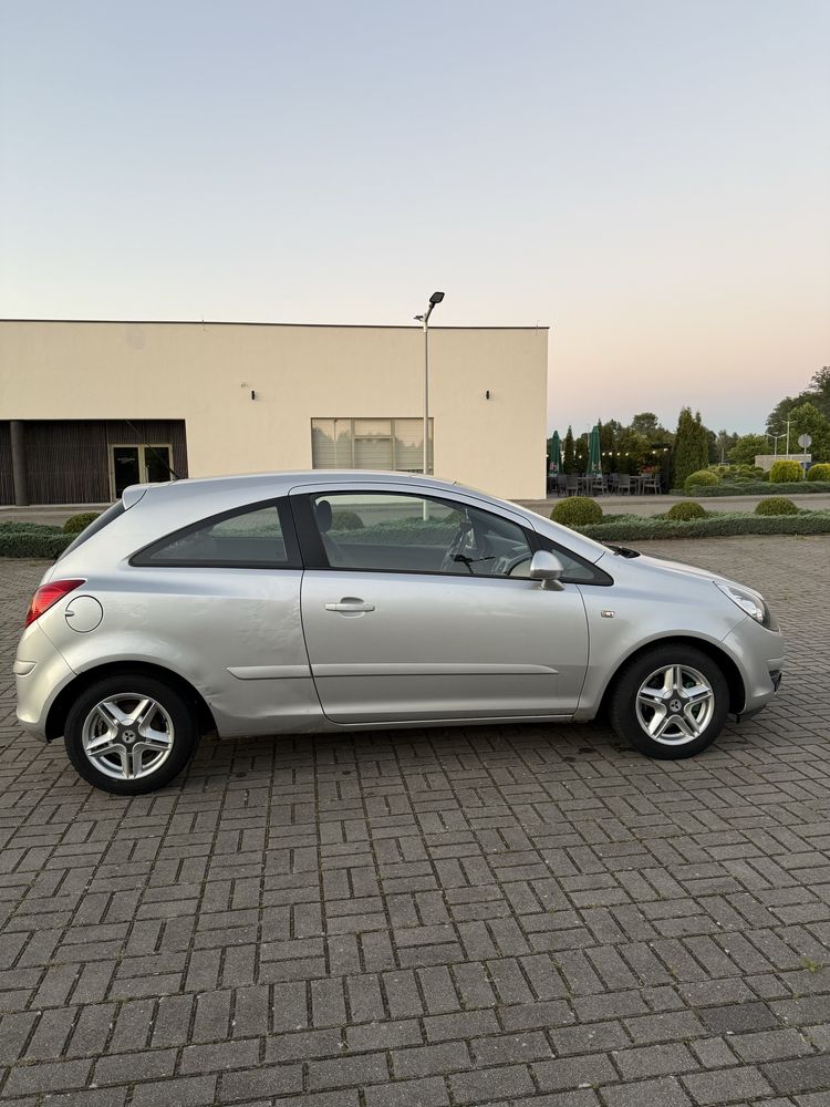 Opel corsa D 2006r.
