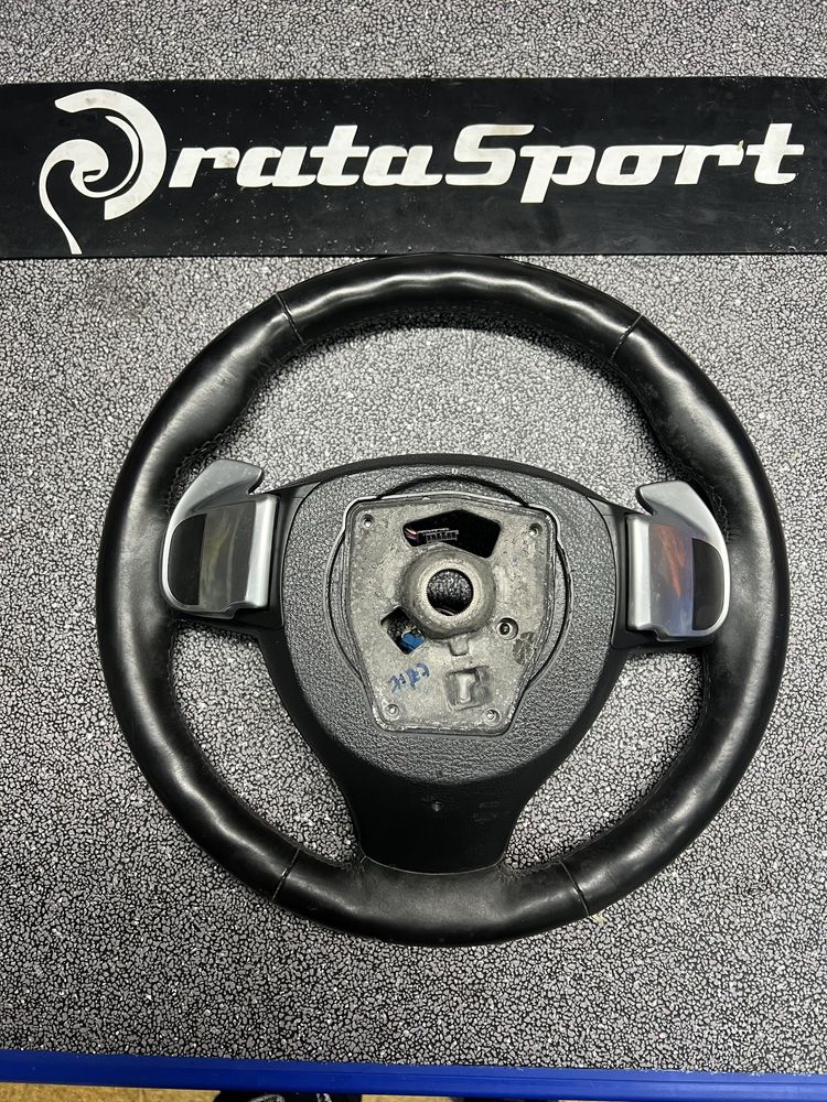 Volante bmw Seri 5 f10 f11 com patilhas