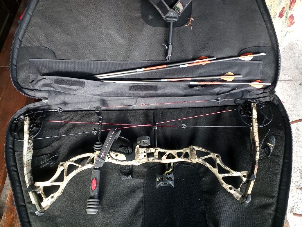 Блочный лук Bowtech Assasin 28 " 60lb