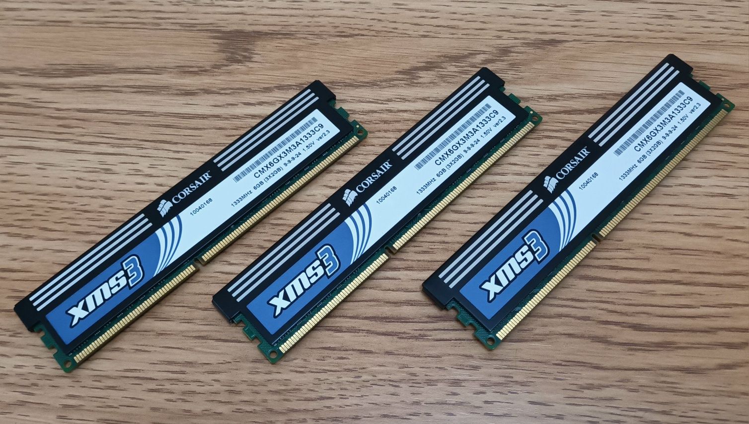 Kit de 6 Gb DDR3 a 1333 Mhz (3 × 2 Gb) Corsair XMS 3 triple channel