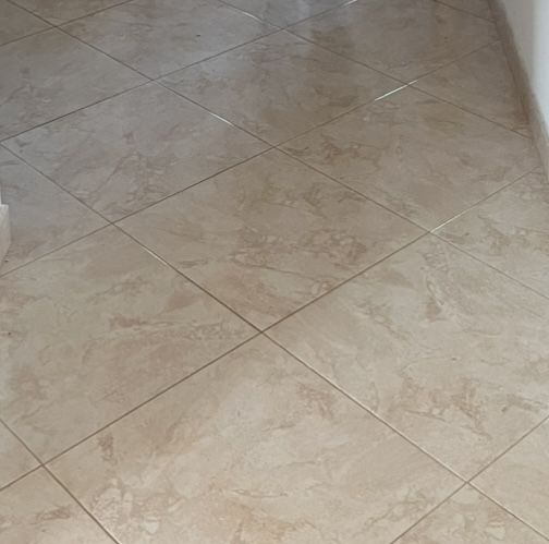 Azulejo bege quadrado