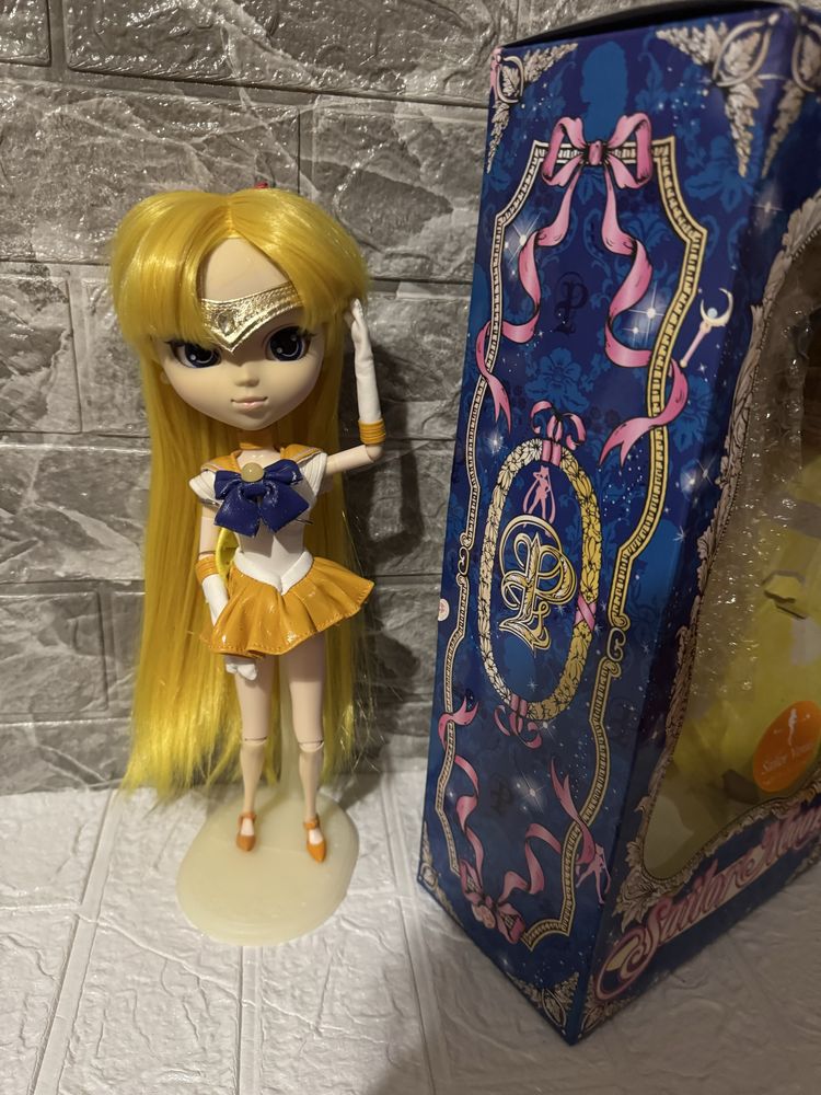 Pullip Sailor Venus (Sailor Moon) Пулліп Монстр хай Барбі