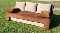 Łóżko sofa rozkładane brązowe poduszki