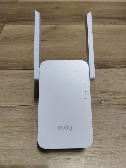 Wzmacniacz sygnału Wi-Fi Cudy RE1200