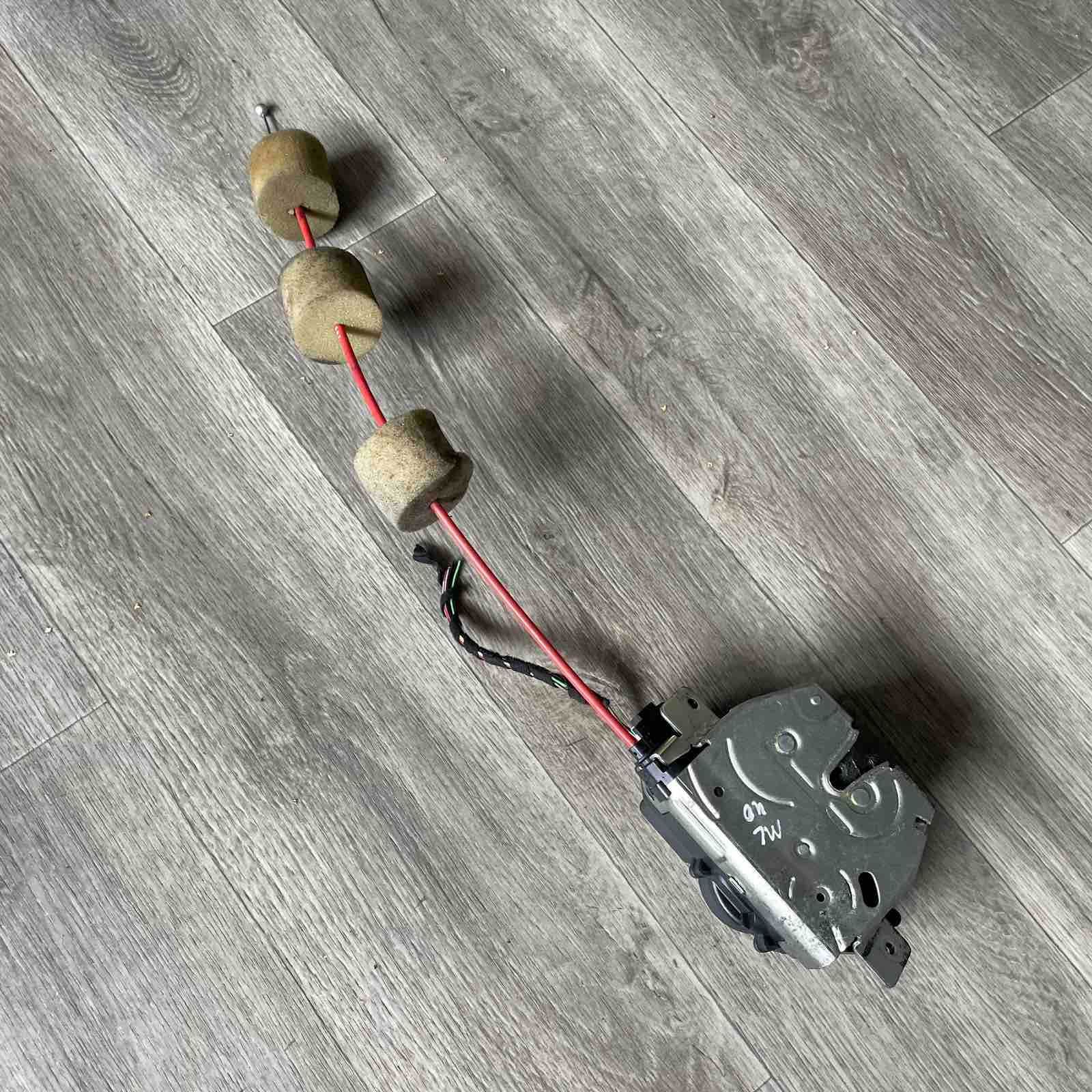 Замок кришки багажника ляди Мерседес МЛ ГЛ Mercedes ML W164 GL X164