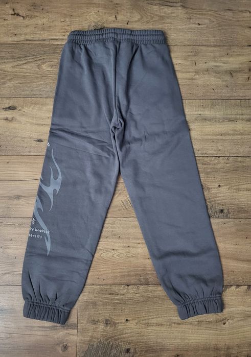 Spodnie dresowe Reporter r. 146