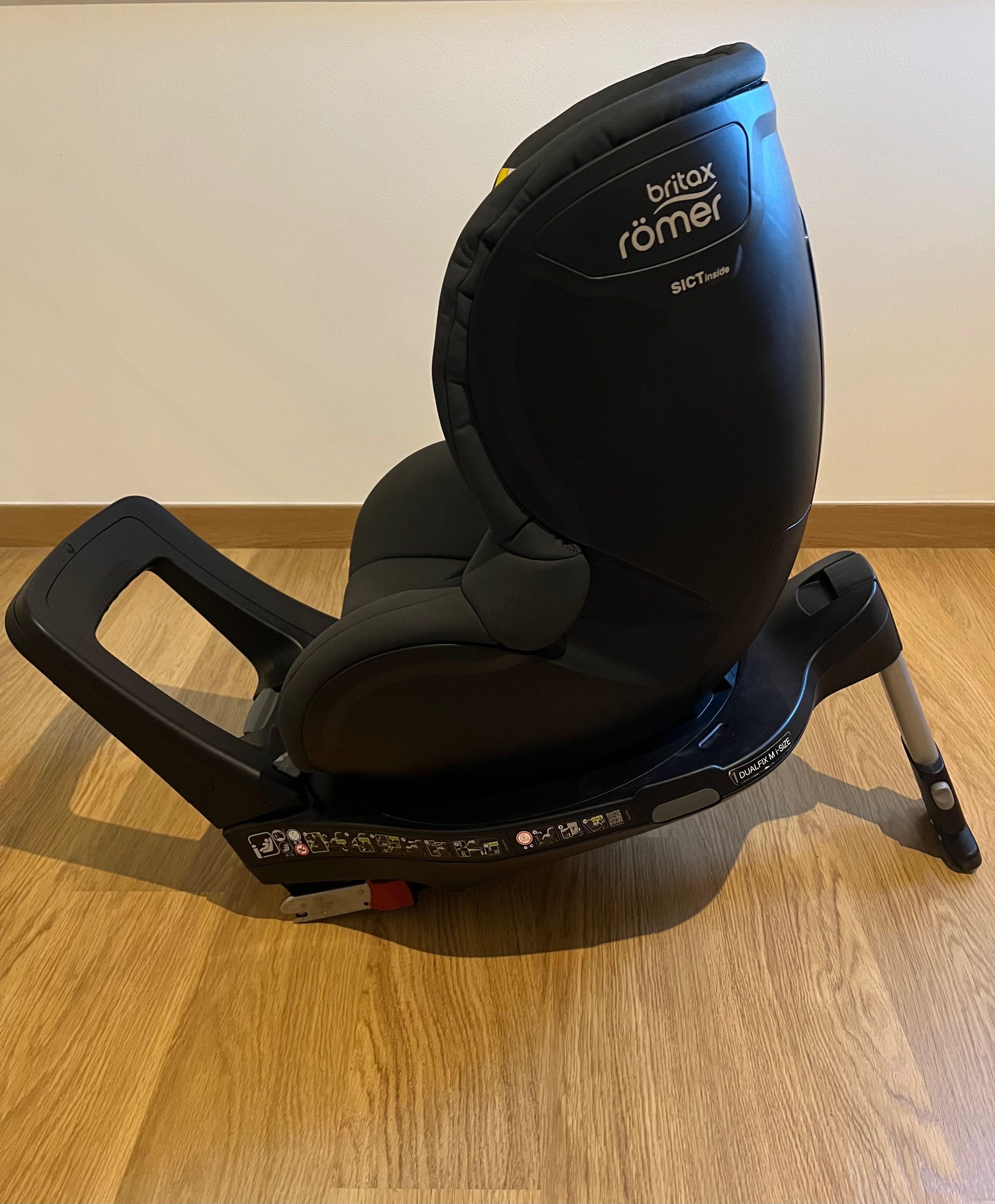 Britax Romer Cadeira Auto Dualfix M i-Size – Storm Grey