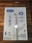 Електрична зубна щітка Oral-B OI series 4, нова, оригінал!!