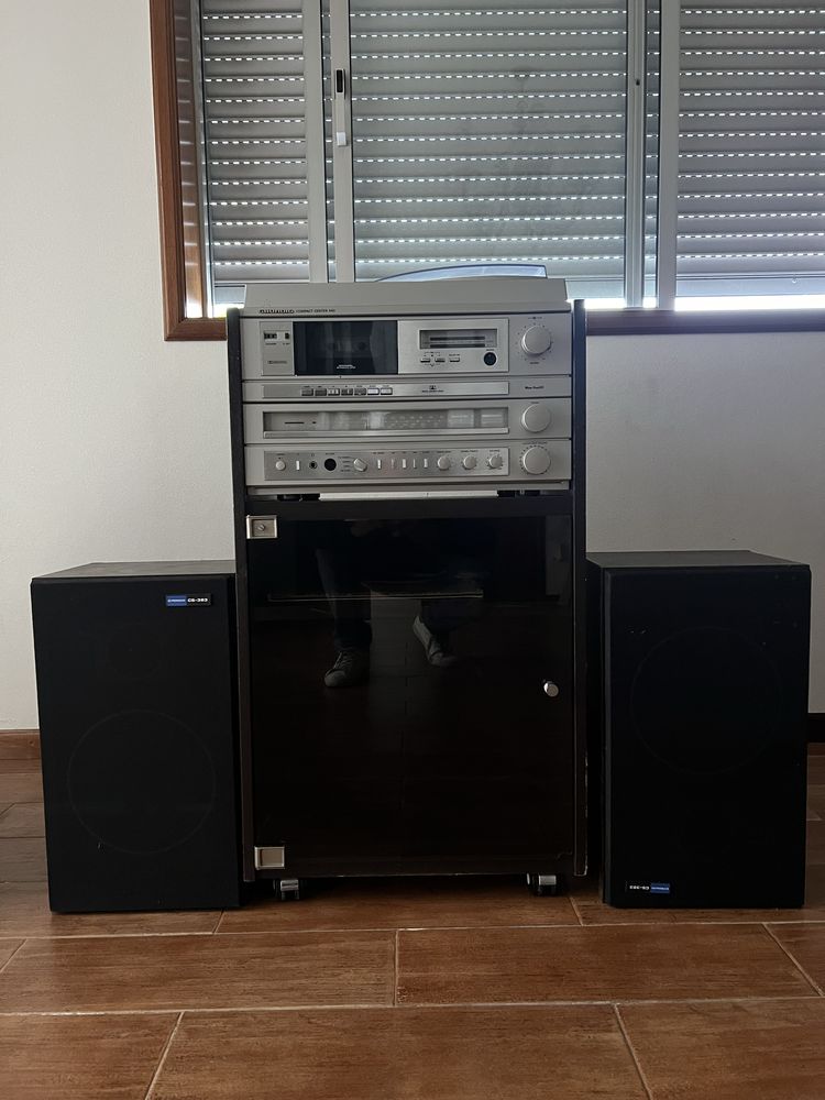 Rádio Grundig bom estado