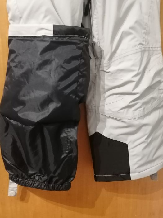 Calças com suspensórios para neve tam 7-8 anos