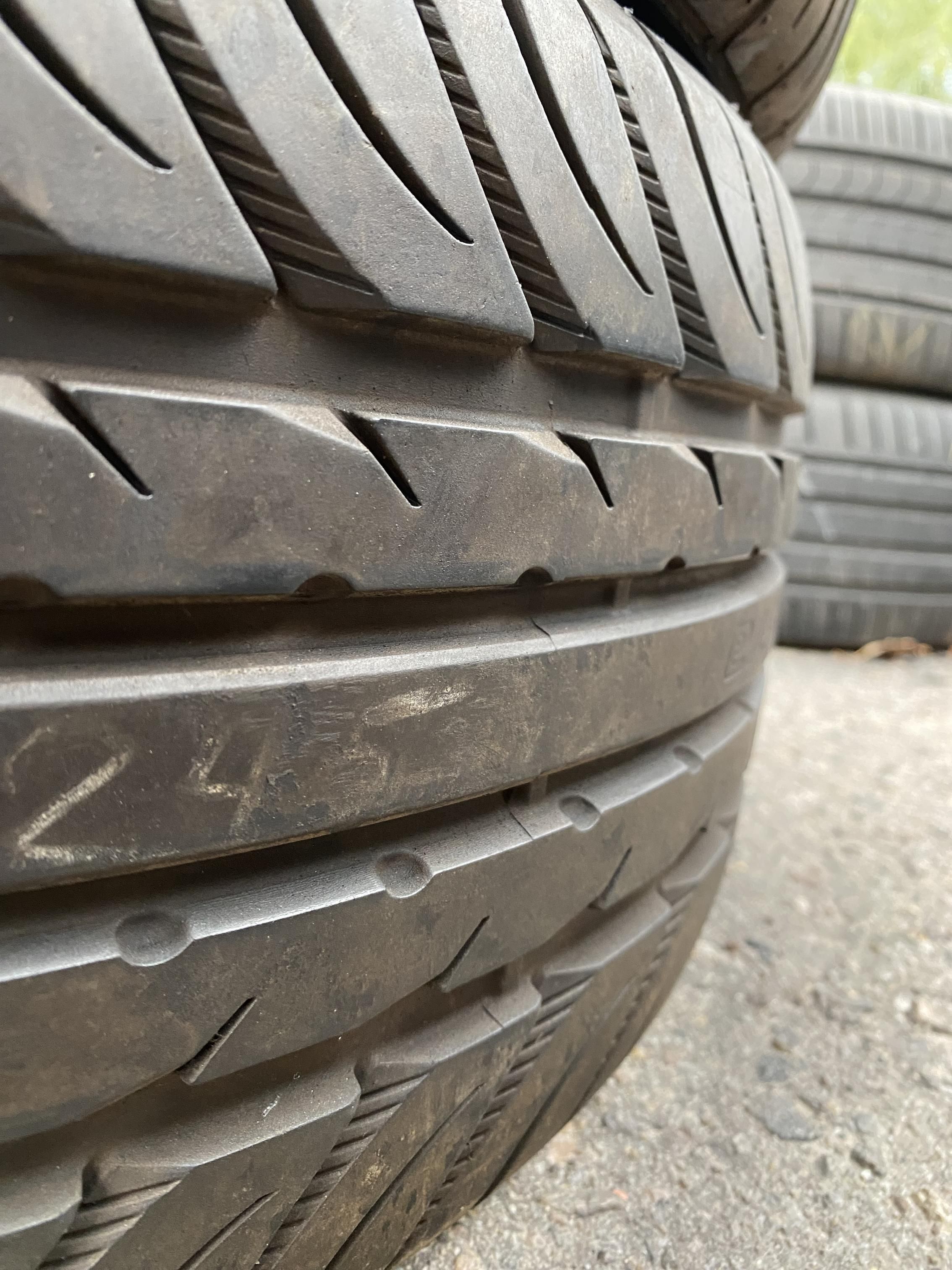 245 45 18 Kumho Ecsta ZP 2022