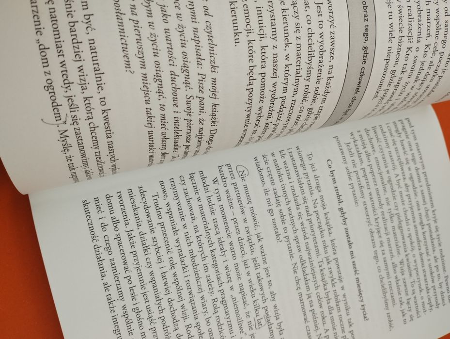 Wychowanie do szczęścia - Iwona Majewska-Opiełka