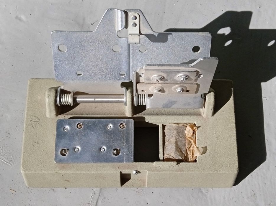 Универсальный пресс для склеивания любительских кинофильмов МПП 4 Ломо