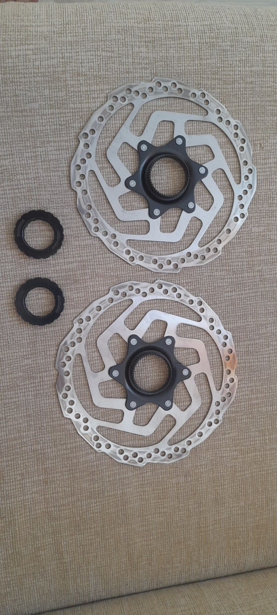 Tarcze SHIMANO SM-RT10-M 180mm Cent Lock
