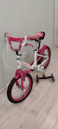 Новий велосипед Daisy для дівчинки