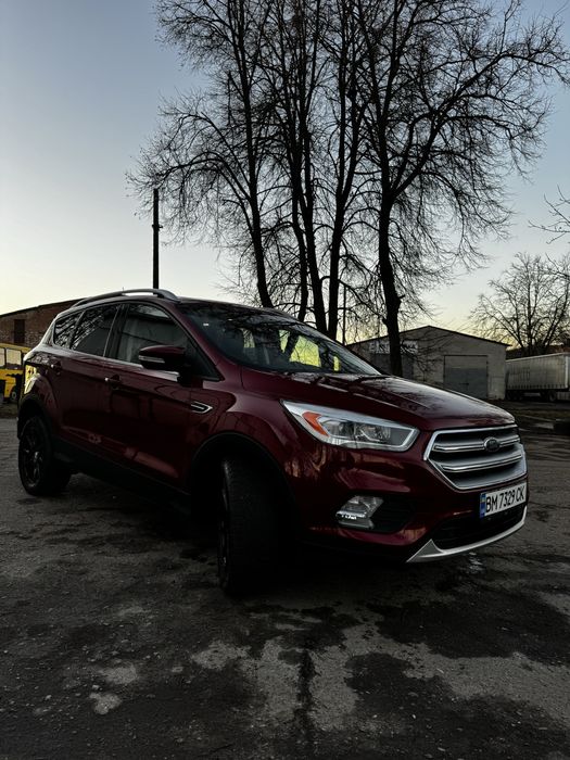 Ford escape titanium 2018 рік
