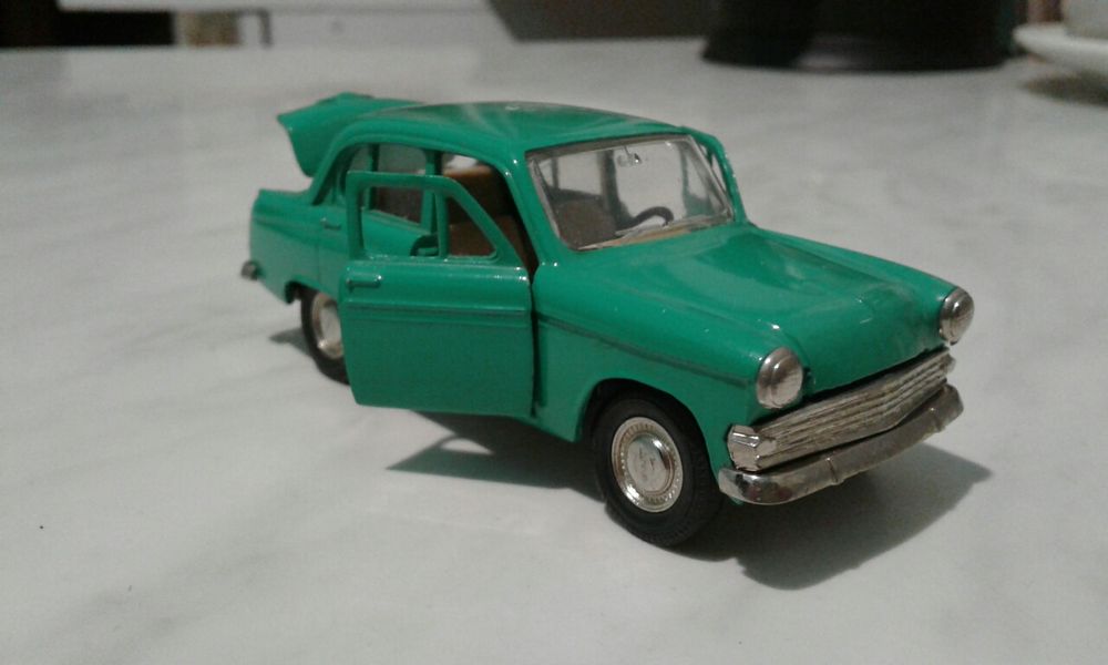 Модели, машинки СССР 1/43 МОСКВИЧ 403 А7