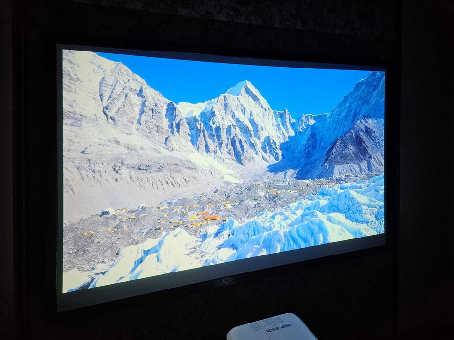 Ультракороткофокусний проектор Epson Brightlink 695Wi