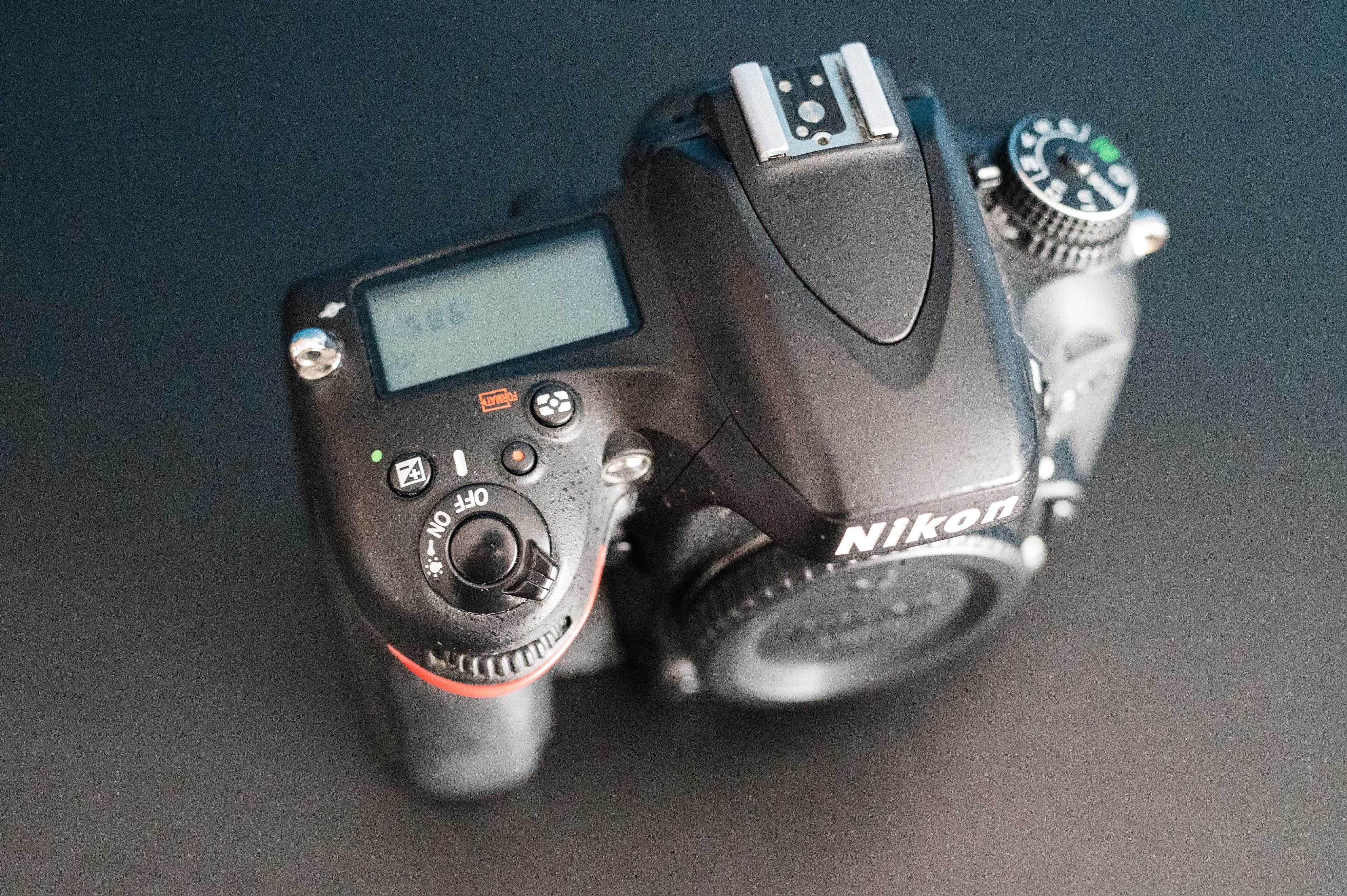 Nikon D600 komplet + karta