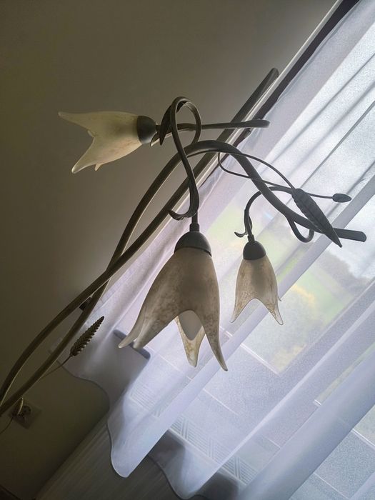 Lampa stojąca podłogowa