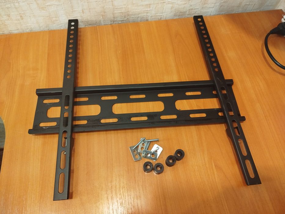 Кріплення для телевізора.