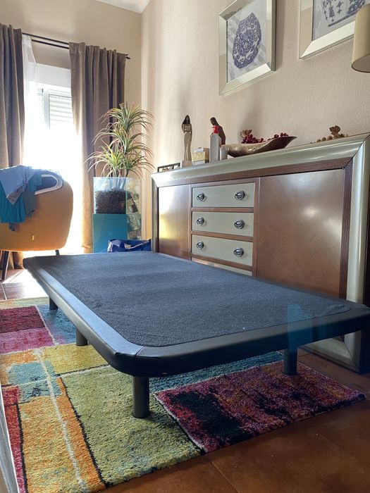 Cama de solteiro em ótimo estado *urgente*