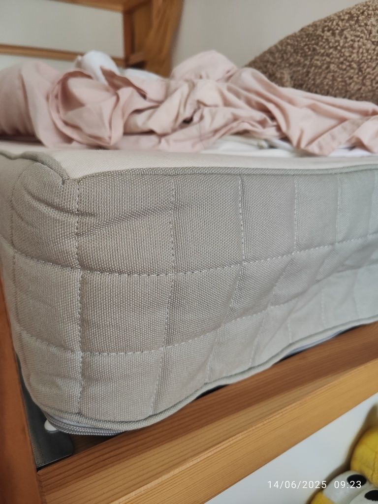 Colchão de molas firme IKEA - pouco uso