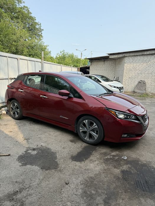 Разборка nissan leaf ze1