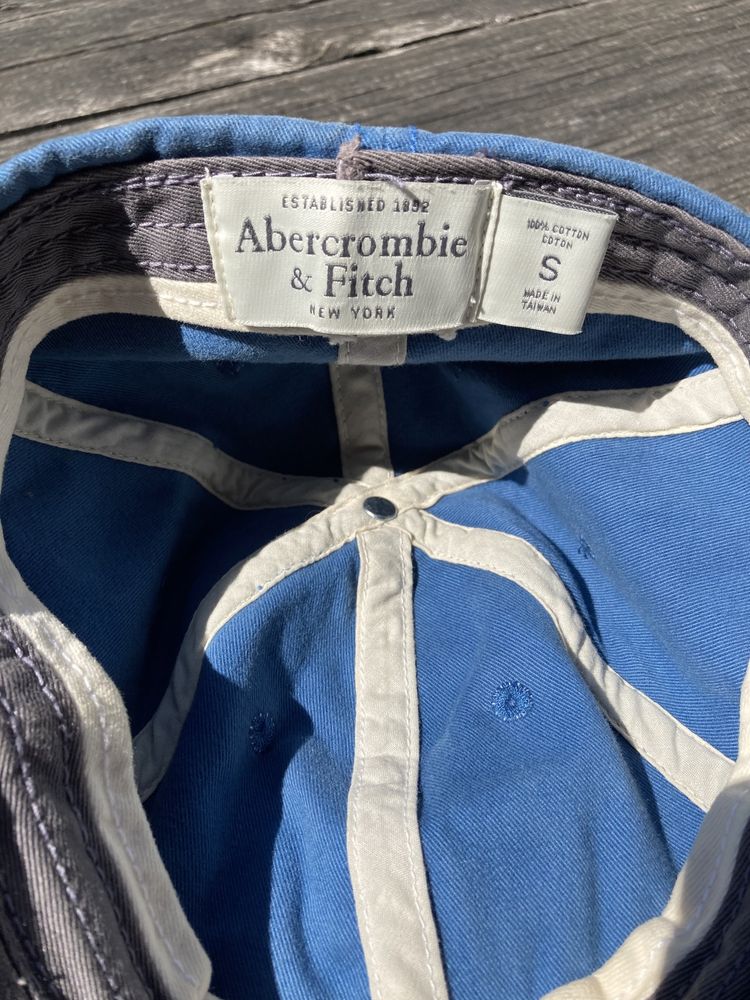 Boné Abercrombie&Fitch