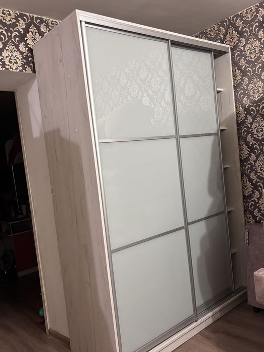 Шафа купе в ідеальному стані