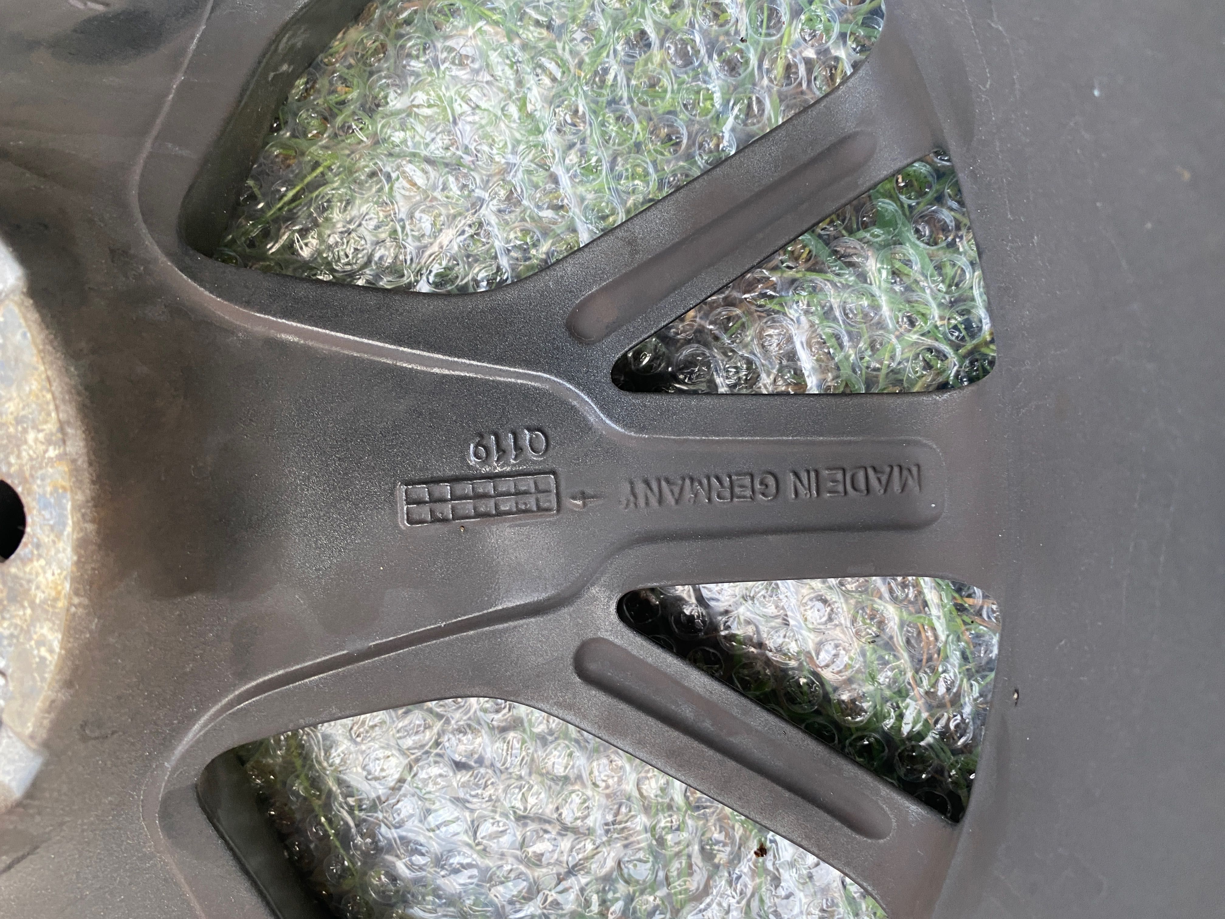 Felga Aluminiowa Audi A4 8W0 Audi Sport 5x112 ET34 9.0x20” b. ładna