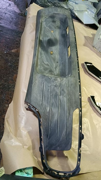 Friso de parachoques de trás do Kia rio lll de 2015