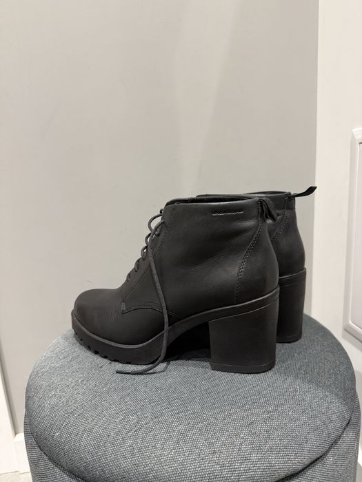 Шкірні черевики Vagabond