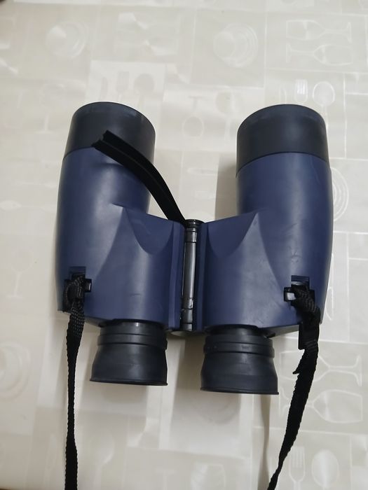 Binóculos  novos