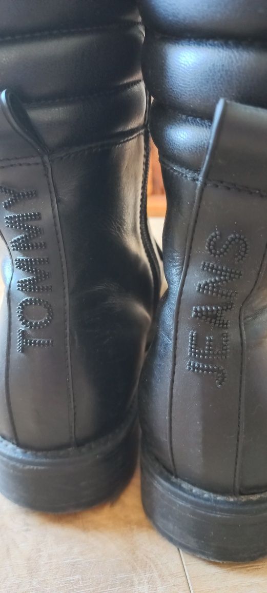 Sprzedam botki sztyblety unisex TOMMY HILFIGER ROZM. 41