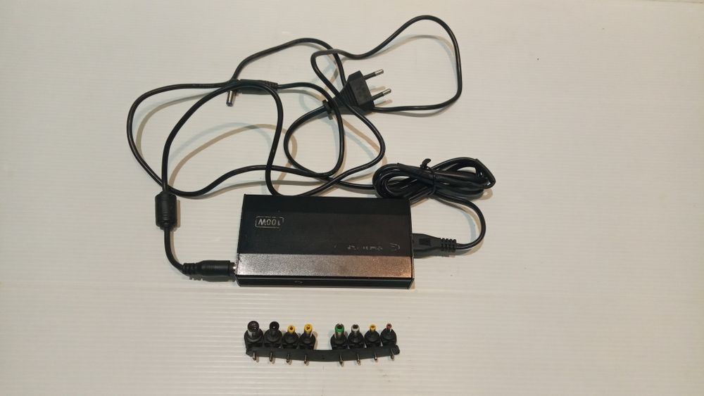 Блок питания универсальный 100w Esperanza EZ-102 сетевой адаптер