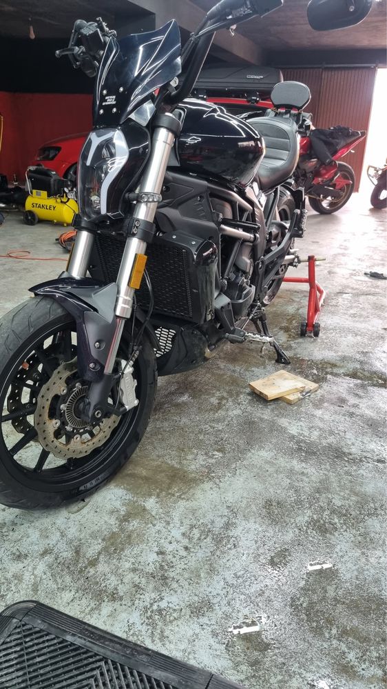 Benelli 502c com extras