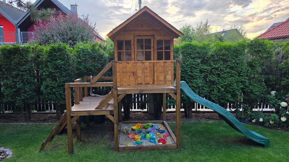 Domek drewniany dla dzieci, stan bdb