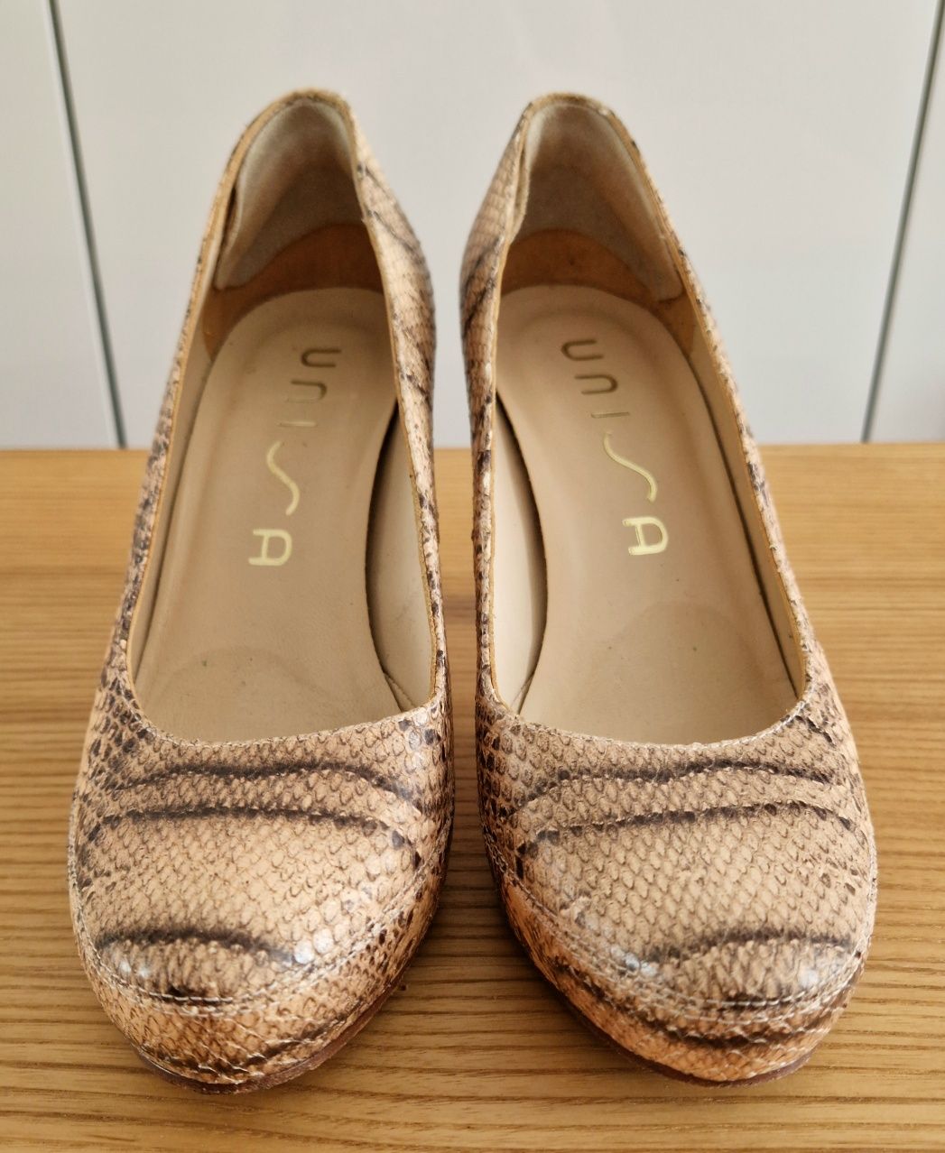 Buty damskie na obcasie