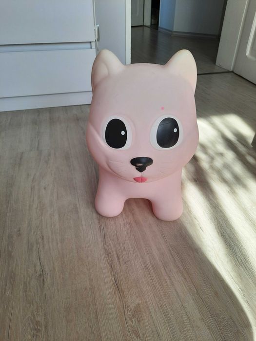 Skoczek gumowy kotek