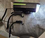 Luz frontal bicicleta com buzina
