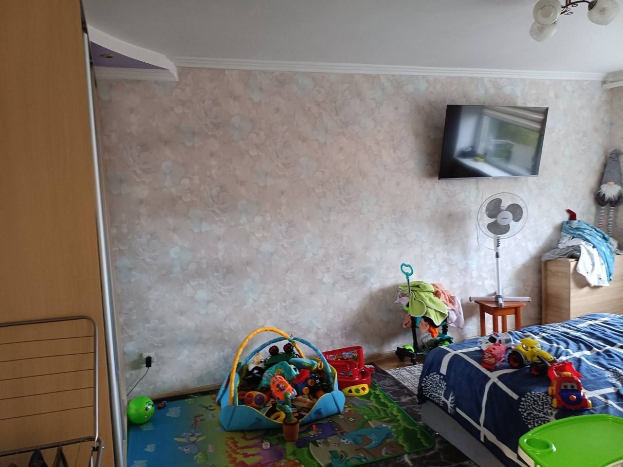 Продам 1 кім. Квартиру в Здолбунові