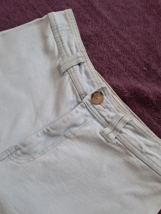 Джинси жіночі світло-блакитні кюлоти stradivarius розмір L-XL/42