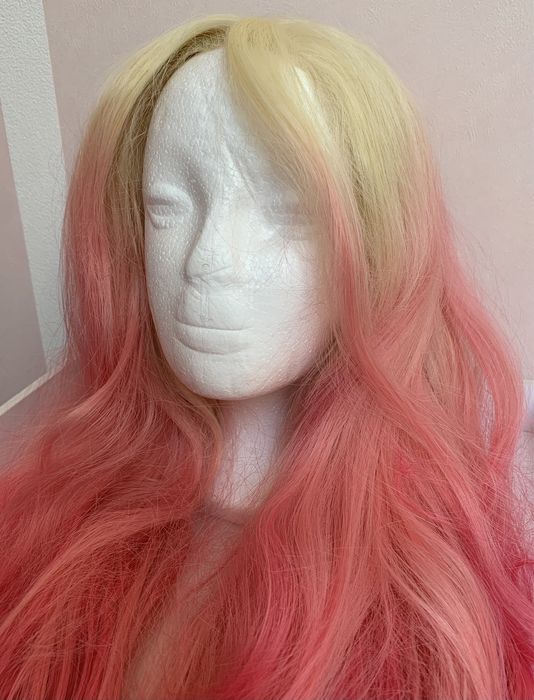 Peruka lace front wig blond platynowa długa różowe ombre kręcona