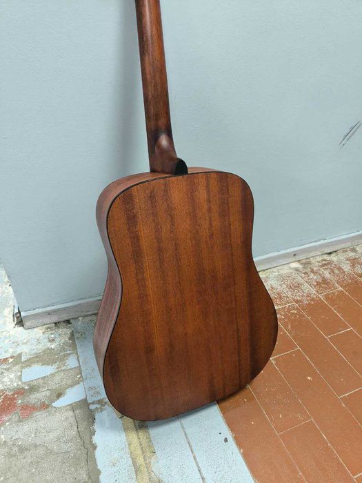 Акустична гітара CORT AD810