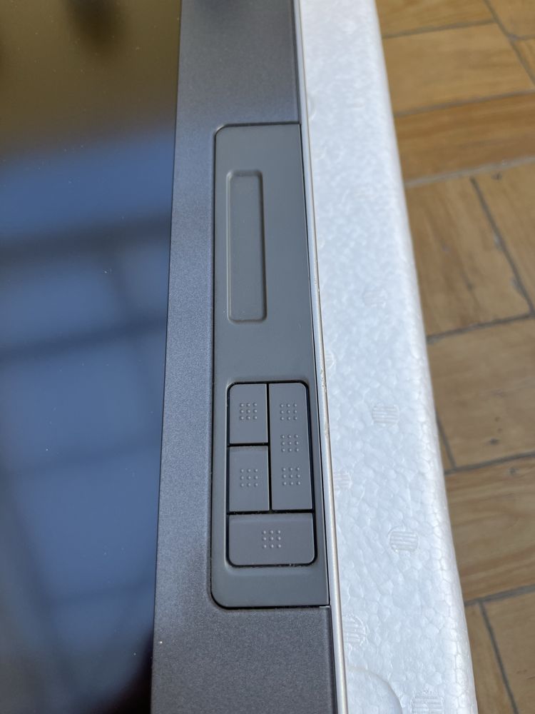 Графічний РК-планшет Wacom CintiQ 21UX